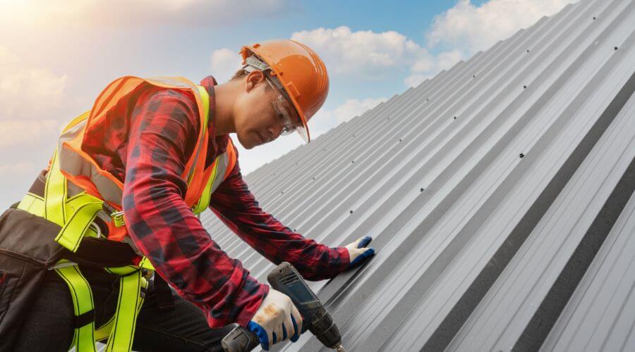 Professional Emergency Roof Repairs services in Hudgins, VA